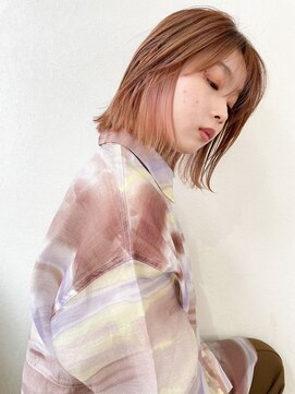 ジェム(GEM) シースルー２wayバング・ピンクベージュ・外ハネスタイル