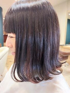 ヘアサロンアンドヘアメイクディー(hair salon hair make D) ワンレン ワンレングス ロング パッツン ぷつっと カット Style