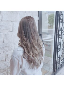 ブランシェ 高蔵寺店(BRANCHE) ★ハイトーンカラー★シルバーグラデーション【北川】