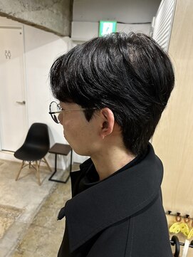 フリーラ 京都河原町三条店(freera) センターパートショートウルフ