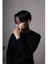 ハングアウト(Hangout)&nbsp;センターパート2ブロック刈り上げスタイル