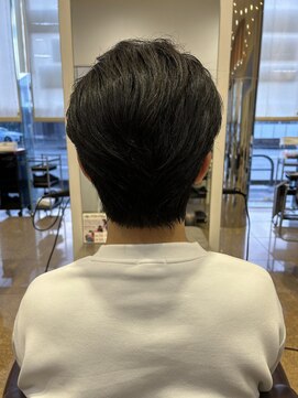 レッド(ReD) 韓国風ショート