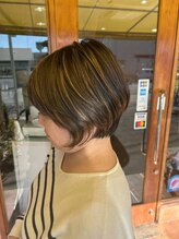 サロンド マーチ ☆ショートボブにハイライト☆