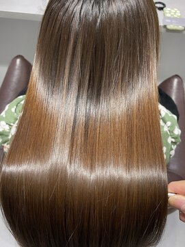 ライア 下北沢(laia) 艶髪ヘア【髪質改善 下北沢 マンツーマン トリートメント】