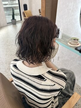 イルバイアトモス(ilu by Atmos) ボブパーマ