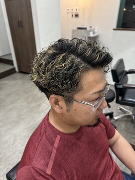 ウォルク(WOLK) 刈り上げ極道パーマ