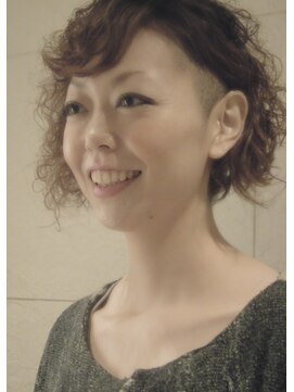 アヌーク トケ(AnouK TOKE) 【AnouK -TOKE-】刈り上げ×パーマ