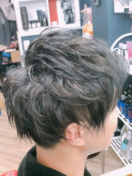 ビーユーティフル(Be you tiful) ★☆2ブロック パーマ風ショート☆★