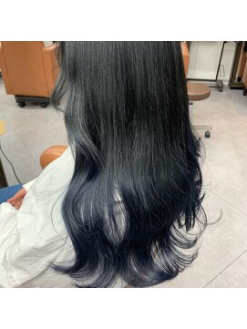 ソワンドブレスセルン 心斎橋(soin de brace cerne) 韓国風レイヤーカット×ブルーブラック×グラデーション×心斎橋