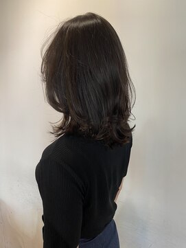 リバレッジ 白金(Leverage) ダークアッシュミディアムロブ