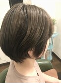 ハイライト入り アッシュグレージュ