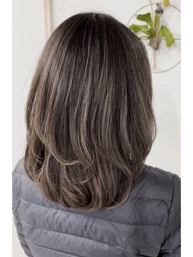 ロミータ by P.C.H(Lomita) ハイライトカラー