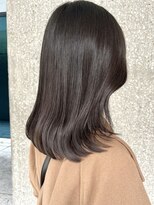透明感抜群！暗めのグレージュカラー◎