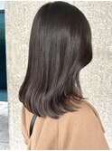 透明感抜群!暗めのグレージュカラー◎