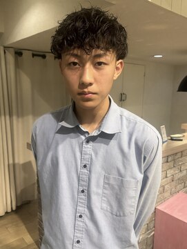 トーナイリーム 放出店(TONAI Rem) 刈り上げマッシュ×波巻きスパイラル
