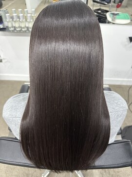 シム(sim) HITA縮毛矯正◎