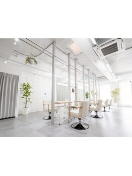 【津田沼駅2分】在籍女性スタイリストのみ白髪染め×髪質改善TRが人気◎全メニューに超炭酸泉×プチスパ付