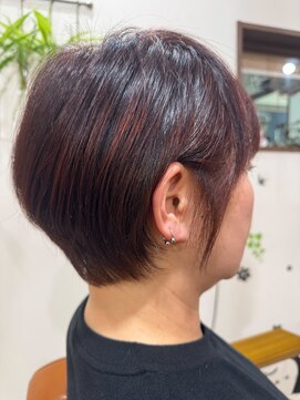 レイファ(REIFA) グラデーションショートボブ