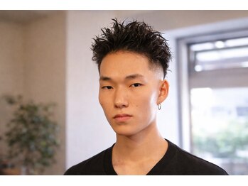 ザ バーバー ルイス(THE BARBER LUI'S)の写真/メンズパーマで差をつける！大人の魅力を引き出すスタイル◎