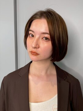 ヒュー 広島(HEW) レイヤーボブ