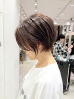 ビブ(VIV)&nbsp;大人美人丸みショートボブ白髪ぼかしハイライト川崎20代30代40代