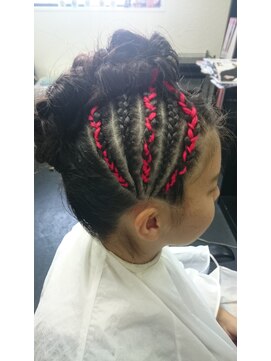 バカラ ヘアー 北花田(BAKARA HAIR) モヒカンスタイル☆コーンロウ☆
