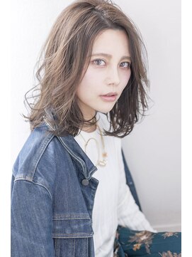 マリアバイアフロート(Maria by AFLOAT) Mariabyafloat30代40代ノームコアアンニュイウエーブセミロング