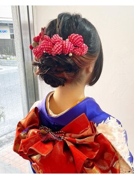 ブーケ(bouquet) 成人式　姫カット　シニョンアップ