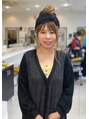 百色 八戸店 田向 敬子