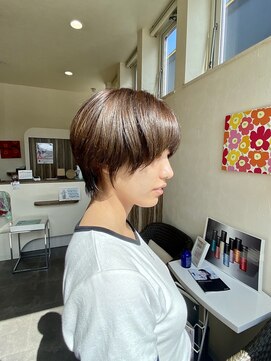 エッセンス(essence) 小顔ショート