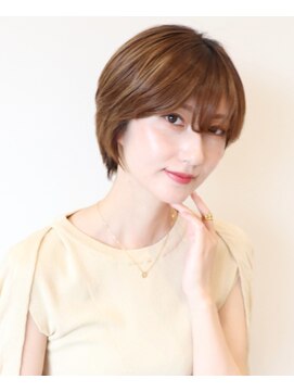 アイ(I.) 【 I. 】30代からの襟足すっきり前下がりショートボブ 川口