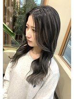 ヴァンカウンシル Kuwana(VAN COUNCIL)&nbsp;外国人風バレイヤージュ×レイヤーカット