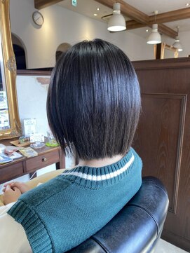 アドラーブル 女池店(adorable) 【髪質改善トリートメント】【切りっぱなしボブ】