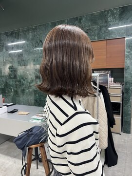 ソピ バイ インビテーション(sopi by invitation) ブリーチ無しベージュ/ベージュ/ウェーブヘア／＊86