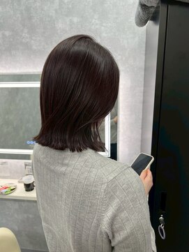 ダークブラウン