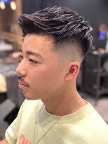 フランクス バーバー ウエストトウキョウ 吉祥寺店(FRANK’S BARBER WEST TOKYO)&nbsp;スパイキーショートブルーブラックフェザーパーマサーフカール