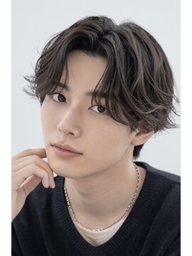 ヘアーエボリューション 【大人の色気】ニュアンスパーマの毛流れセンターパート