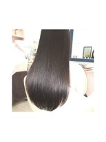 メゾンドルル(Maison de LuLu) TOKIO IN KARAMIトリートメントサラサラストレート