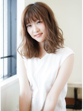 ヘアールーム アート(hair room a to by NYNY) 柔らかい束感ボブ