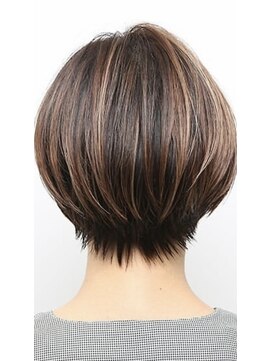 アミル(AMIL) ショートスタイル