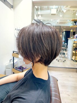 アヴァロン(AVALON) 【30代40代】横顔美人な絶壁解消ショートパーマ「永田カズヤ」