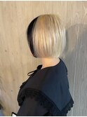 内巻きボブ×ホワイト・ワンポイントブラックカラー