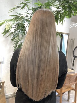 ロア インターナショナル 新宿店(LoA International) 育てるハイライト！ナチュラルベージュ