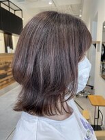 カルゥグラッシー(KALOU glassi)&nbsp;くびれ外ハネ☆ミディアムレイヤー