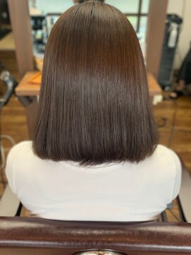 ストロー 鴨宮店(Straw) ツヤ髪/美髪/髪質改善/アッシュブラウン/アースカラー