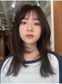 顔周りレイヤーカットくびれヘアミルクティーベージュカラー