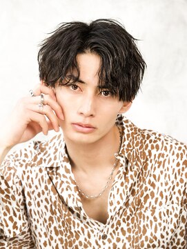 アルファ 新宿(alpha) フェザーパーマ/刈り上げセンターパート/サーフカール[新宿]