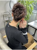 ゆるっとアップヘア