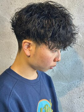 ニアウ 伊勢崎連取店(Niau) 波巻きスパイラルパーマツイストスパイラルパーマシャドウパーマ