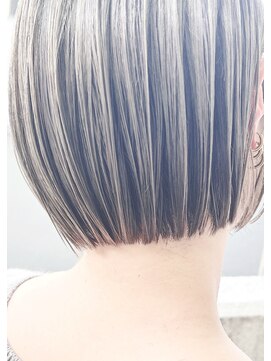 アンフィ ヘアー(Amphi hair) ショートボブ